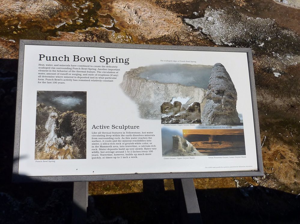 Yellowstone Old faithfull Punch Bowl spring (4).JPG